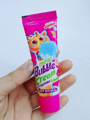 Bubble cream with popping candy