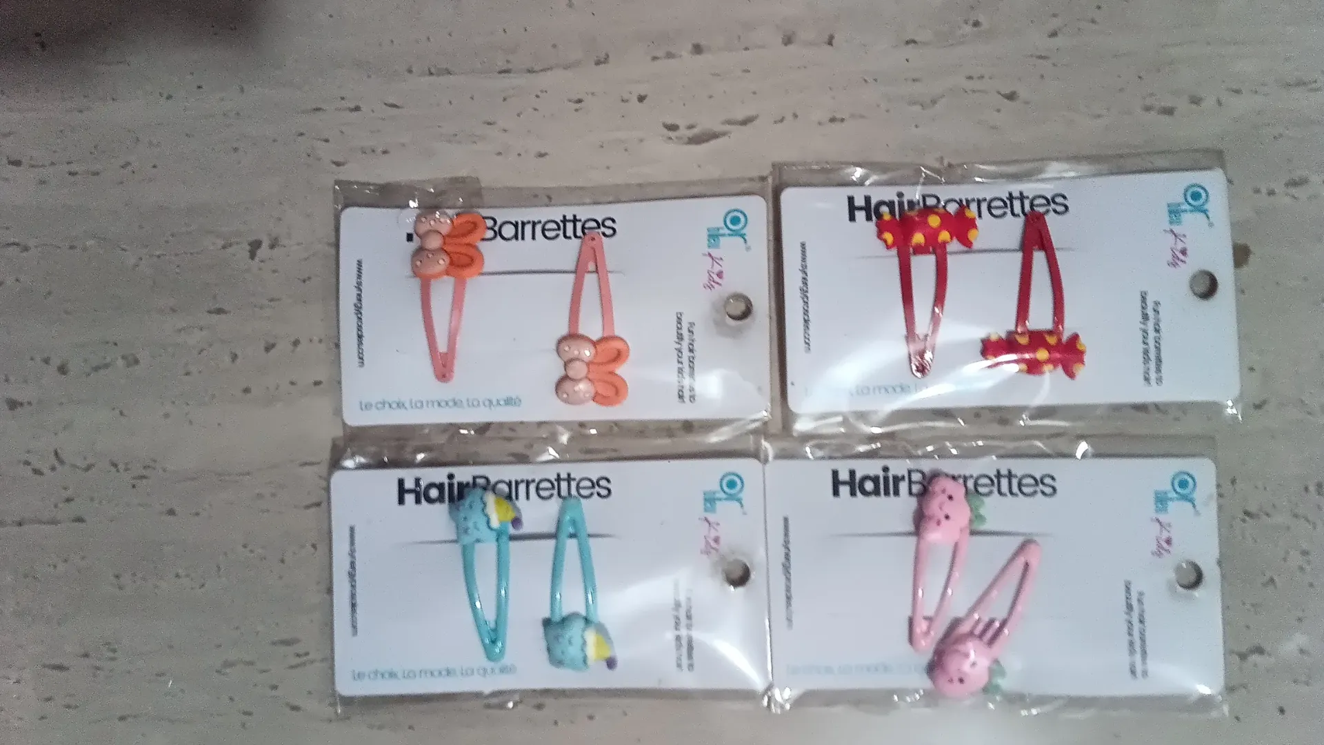 Hair barrettes*2
