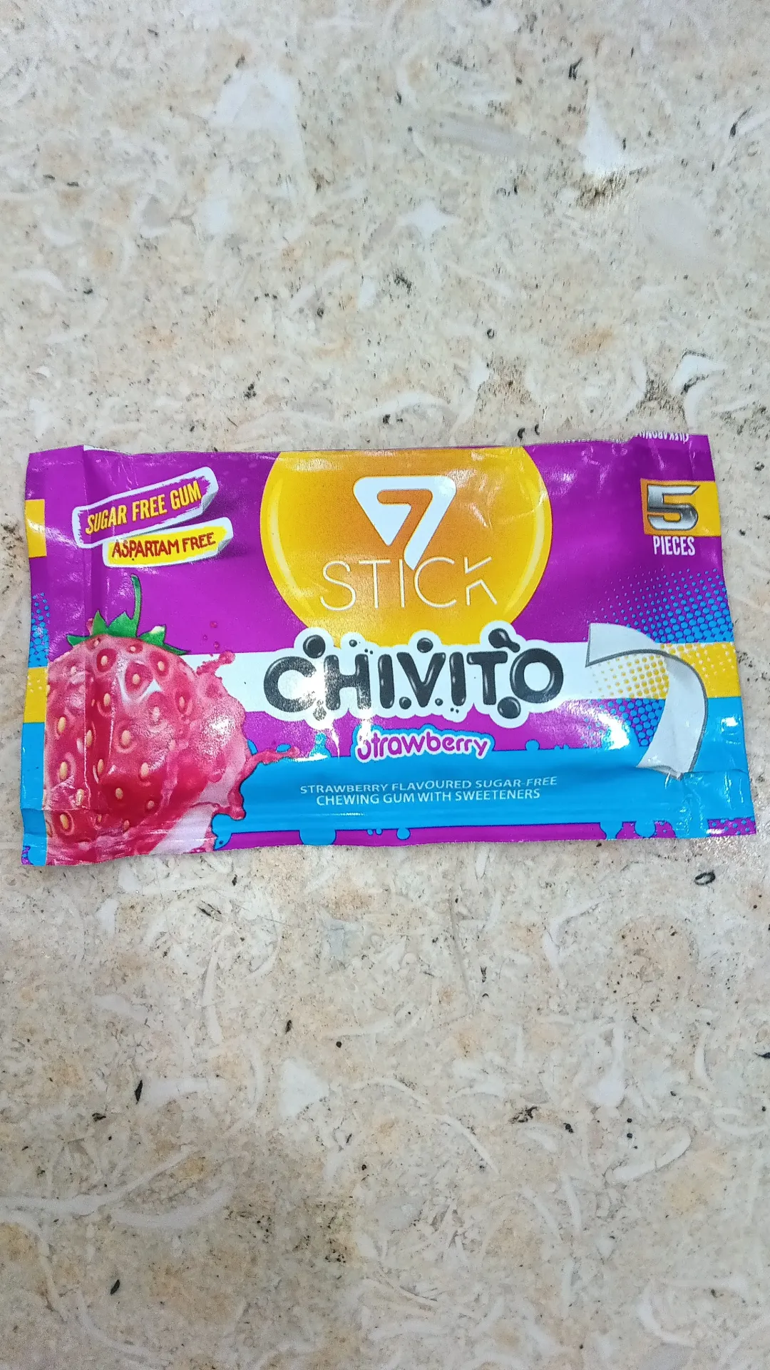 chivito gum strawberry 5pieces